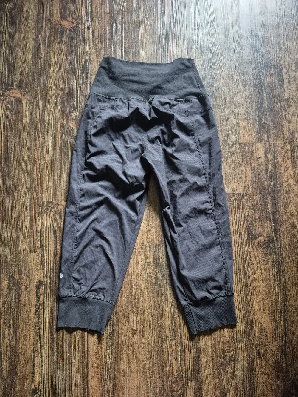 Lululemon Capri In Flux Joggers Black Size 4